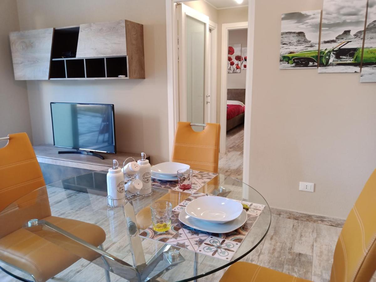 Appartamento "Il Vicolo" Peschiera del Garda Exterior foto